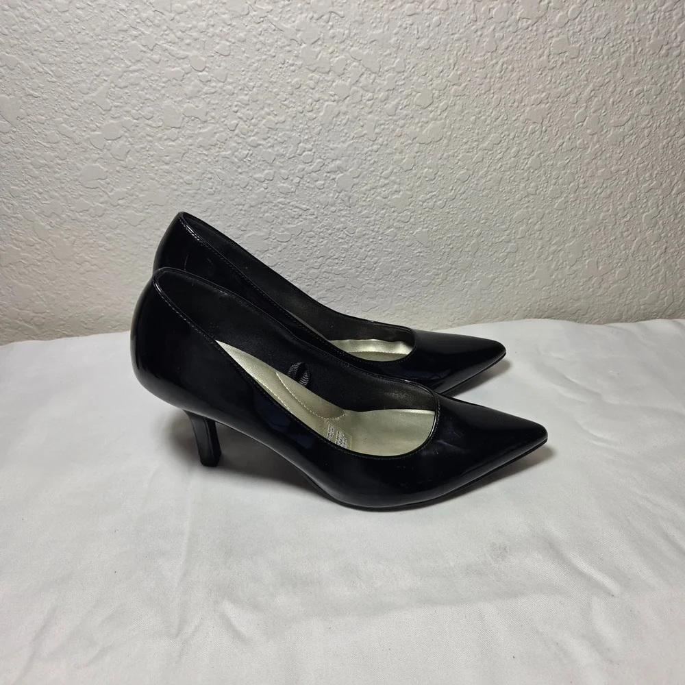 East 5th Womens Black Patent Pointed Toe Memory Foam Pumps Heel Size 8